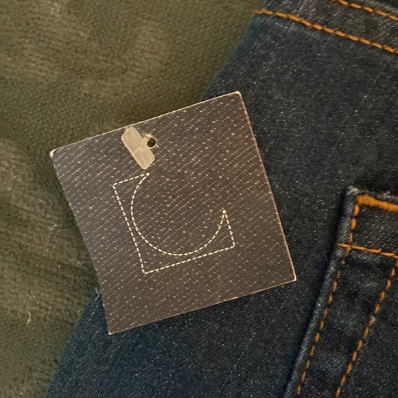 Woman’s Liz Claiborne Jackie jeans - Picture 4 of 8